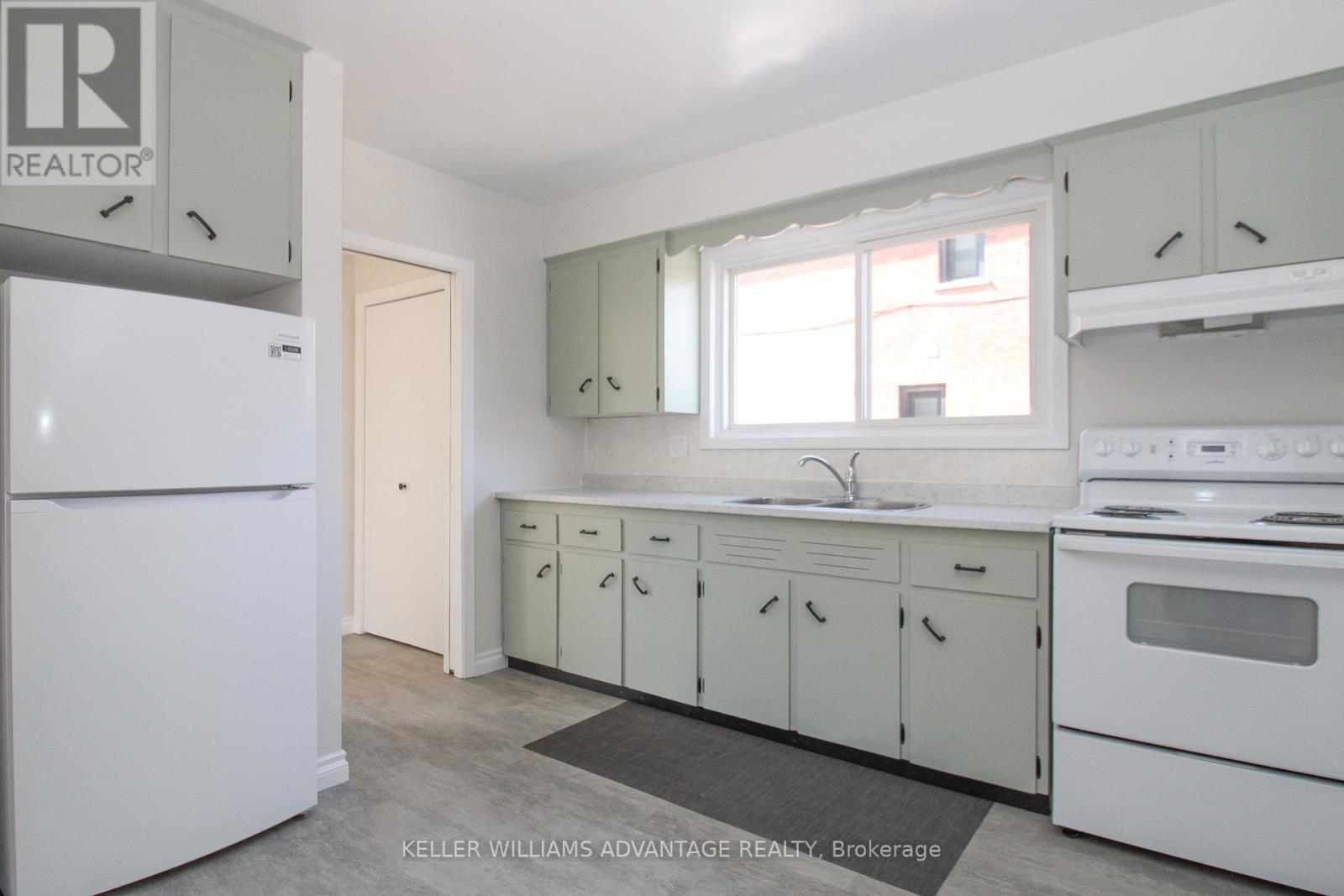 Main - 506 Sherbrooke Street, Peterborough (Town Ward 3), Ontario  K9J 2P3 - Photo 8 - X13839846
