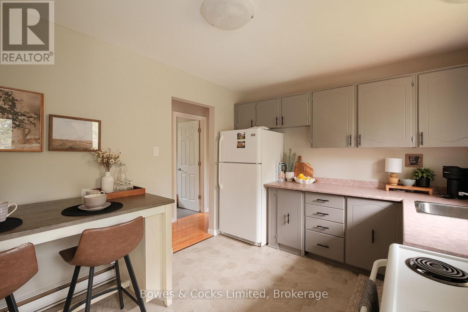 591 Otonabee Drive, Peterborough (Ashburnham Ward 4), Ontario  K9J 7X8 - Photo 11 - X13840090