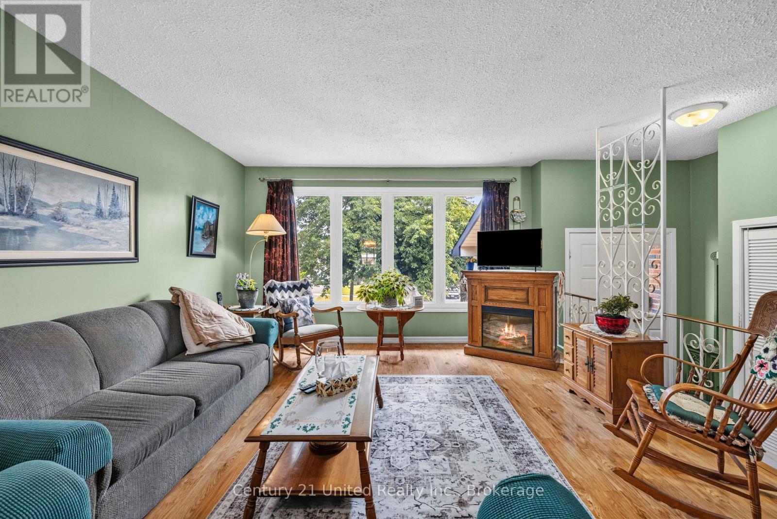 941 Golfview Road, Peterborough (Otonabee Ward 1), Ontario  K9J 7W2 - Photo 5 - X13840730