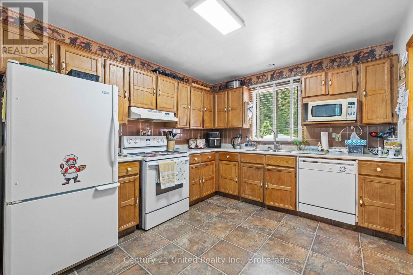 941 Golfview Road, Peterborough (Otonabee Ward 1), Ontario  K9J 7W2 - Photo 7 - X13840730