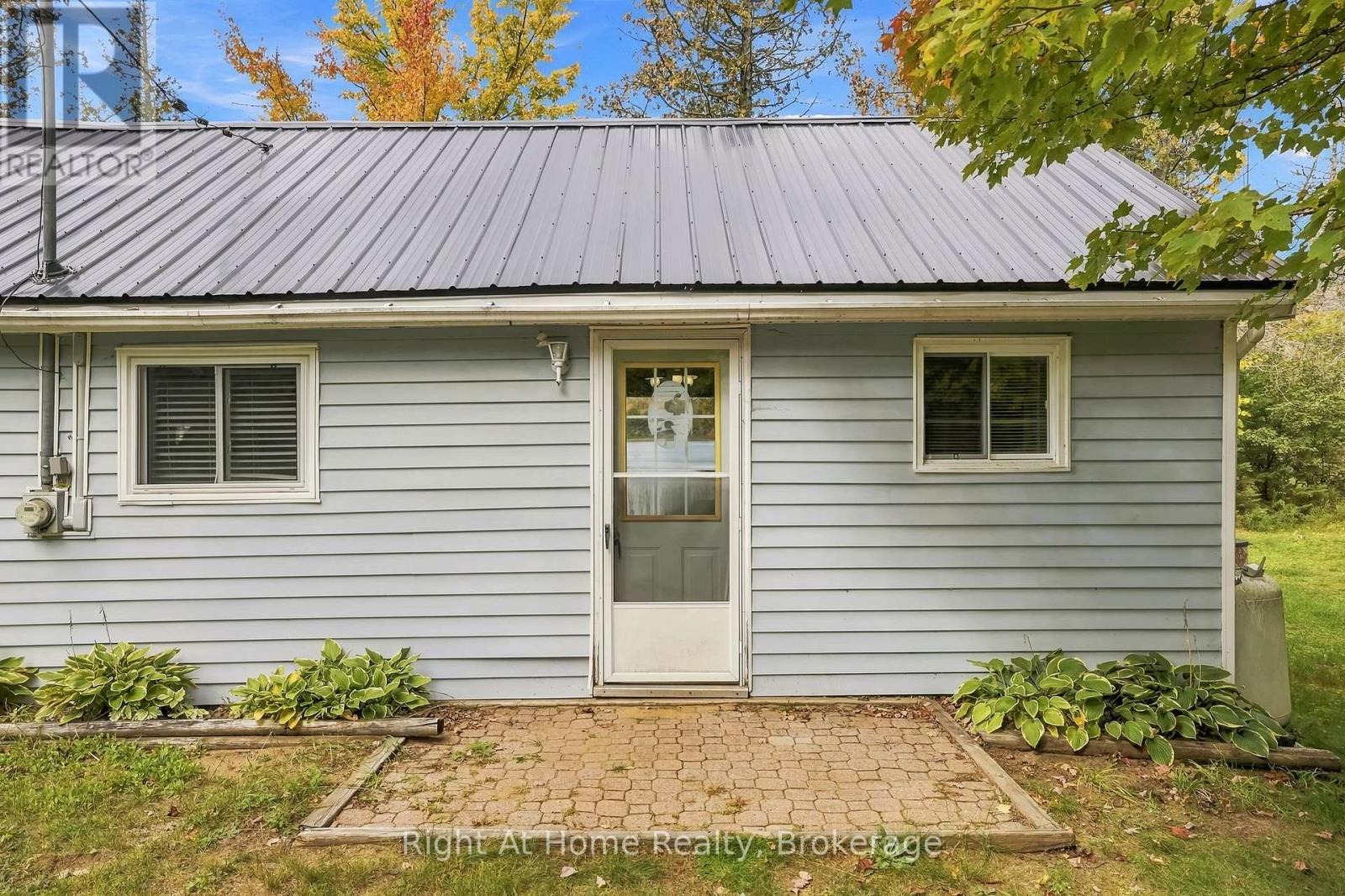 25 Snow Lk Lane, Wollaston, Ontario  K0L 1P0 - Photo 2 - X13841184