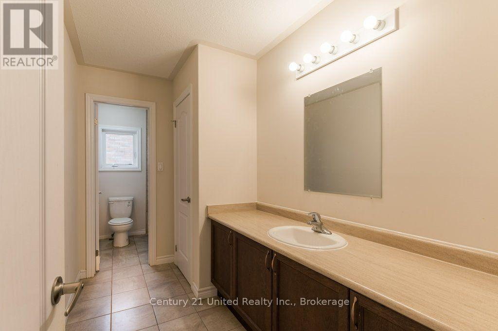 57 Voyageur Street, Peterborough (Northcrest Ward 5), Ontario  K9L 0E7 - Photo 14 - X13841330
