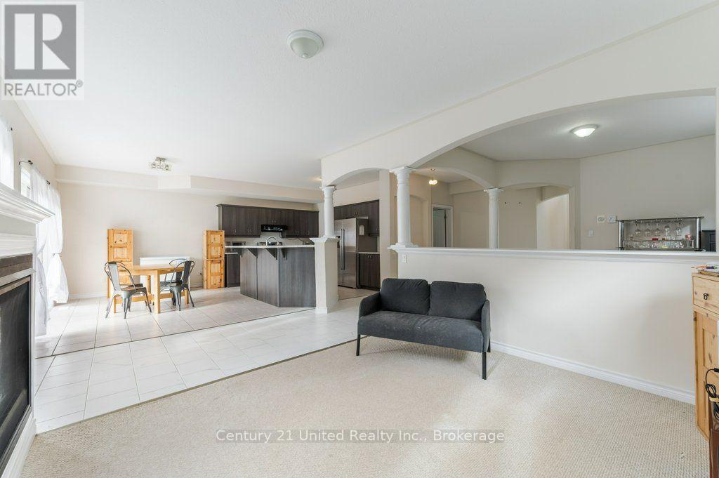 57 Voyageur Street, Peterborough (Northcrest Ward 5), Ontario  K9L 0E7 - Photo 3 - X13841330
