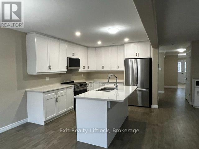 232 O'neil Street, Peterborough (Monaghan Ward 2), Ontario  K9K 0H1 - Photo 7 - X13842806