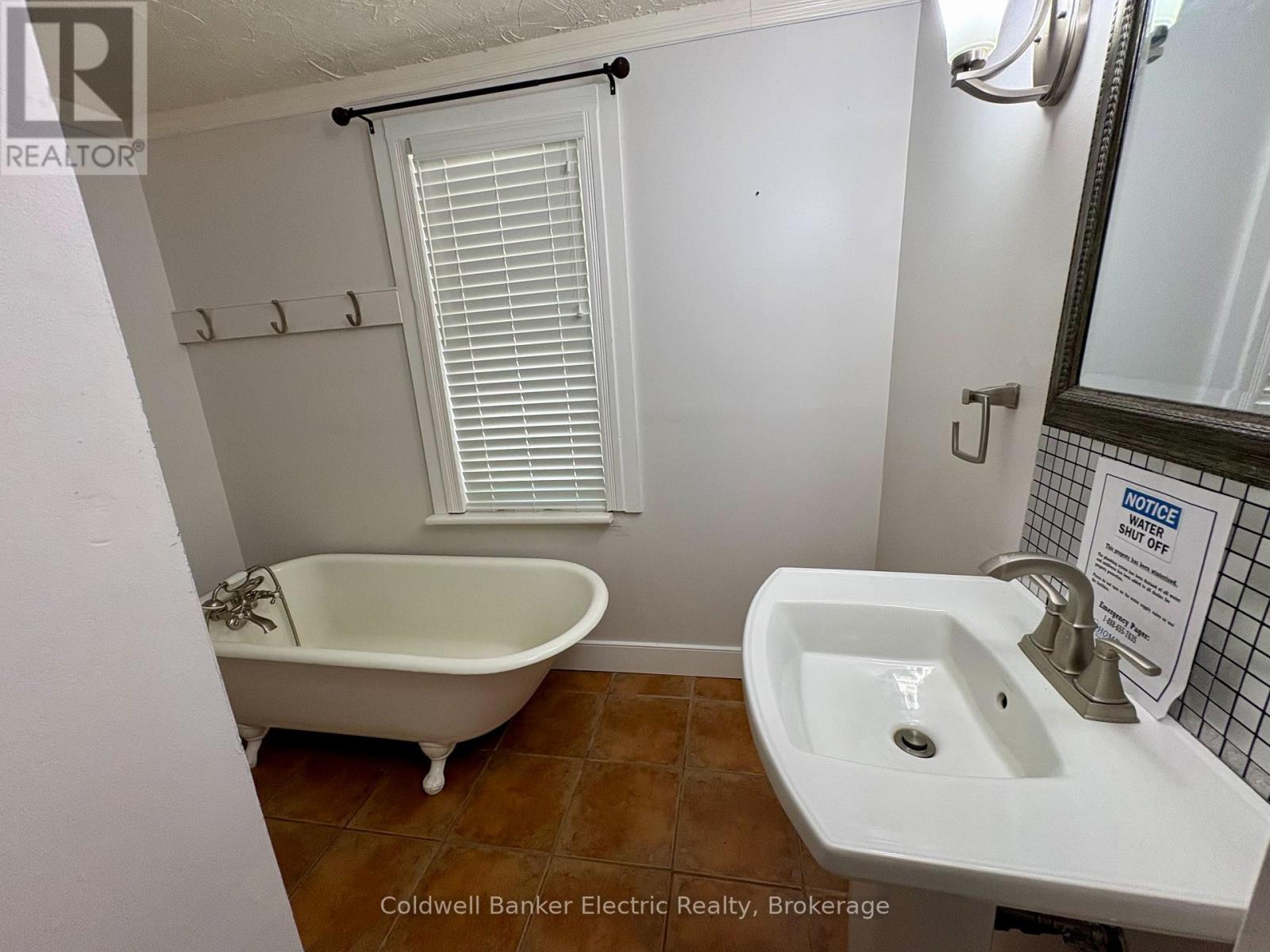 21 Sussex Street N, Kawartha Lakes (Lindsay), Ontario  K9V 4H3 - Photo 11 - X13842960