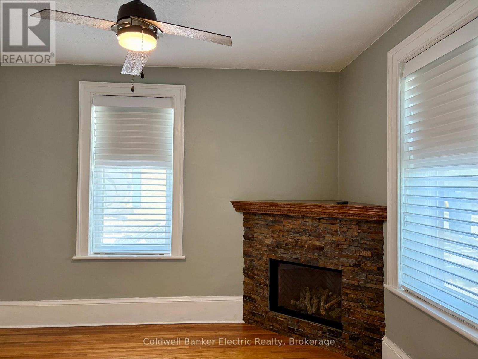 21 Sussex Street N, Kawartha Lakes (Lindsay), Ontario  K9V 4H3 - Photo 3 - X13842960
