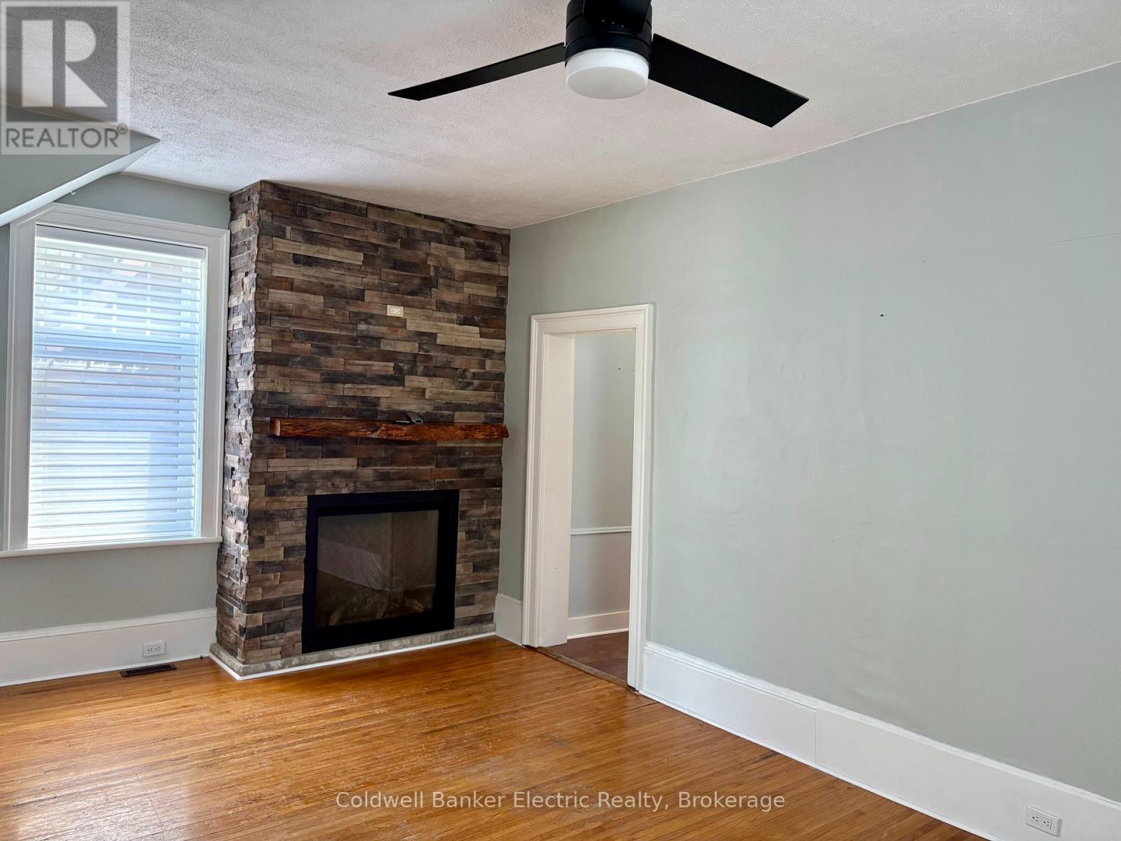 21 Sussex Street N, Kawartha Lakes (Lindsay), Ontario  K9V 4H3 - Photo 5 - X13842960