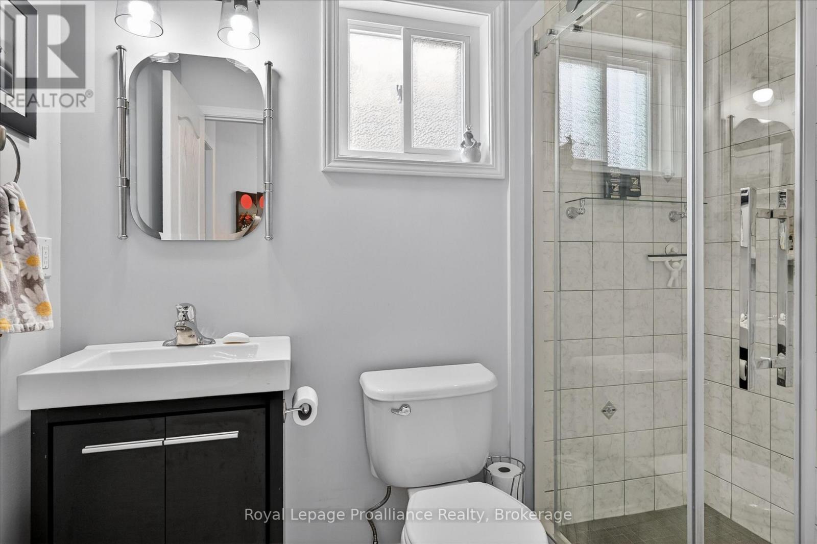 645 Goodwin Terrace, Peterborough (Monaghan Ward 2), Ontario  K9J 0H6 - Photo 18 - X13843180