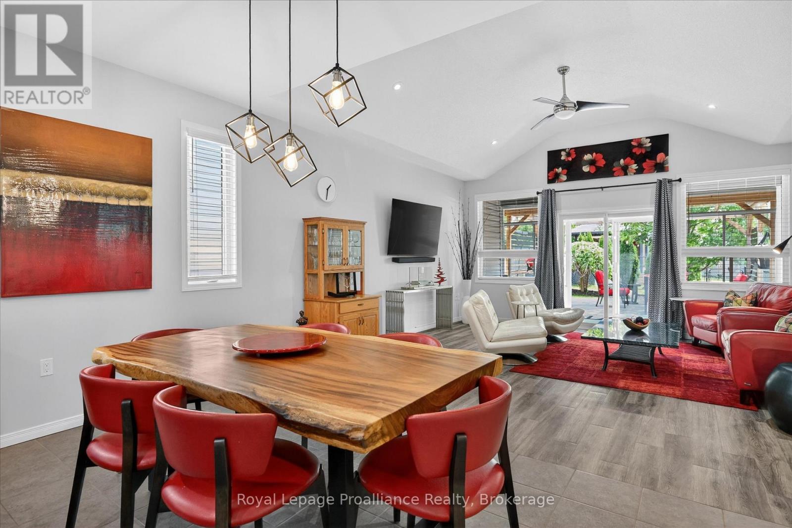 645 Goodwin Terrace, Peterborough (Monaghan Ward 2), Ontario  K9J 0H6 - Photo 8 - X13843180