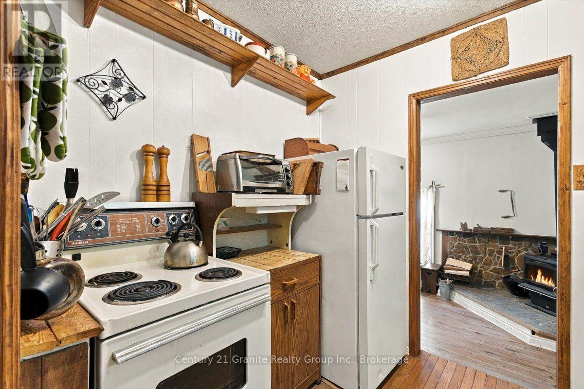 26 Riverside Court, Hastings Highlands (Herschel Ward), Ontario  K0L 1C0 - Photo 11 - X13844408
