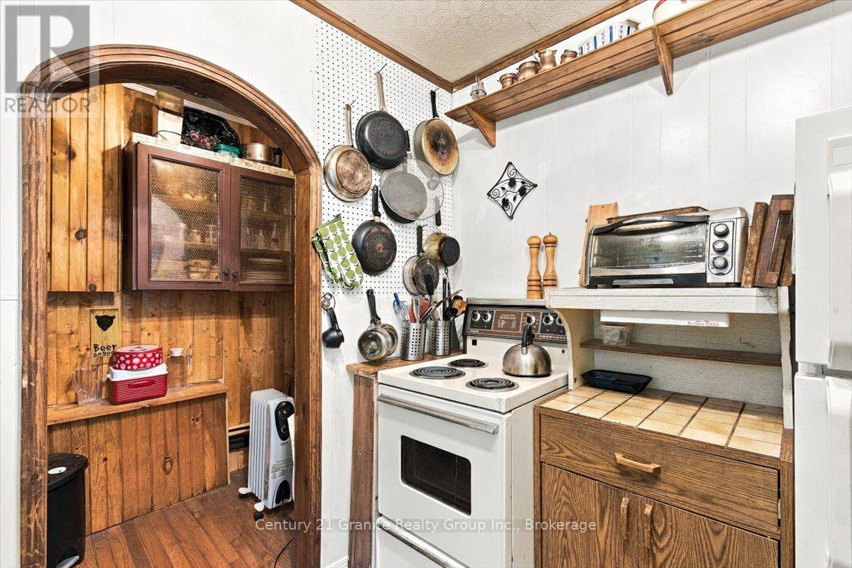 26 Riverside Court, Hastings Highlands (Herschel Ward), Ontario  K0L 1C0 - Photo 6 - X13844408