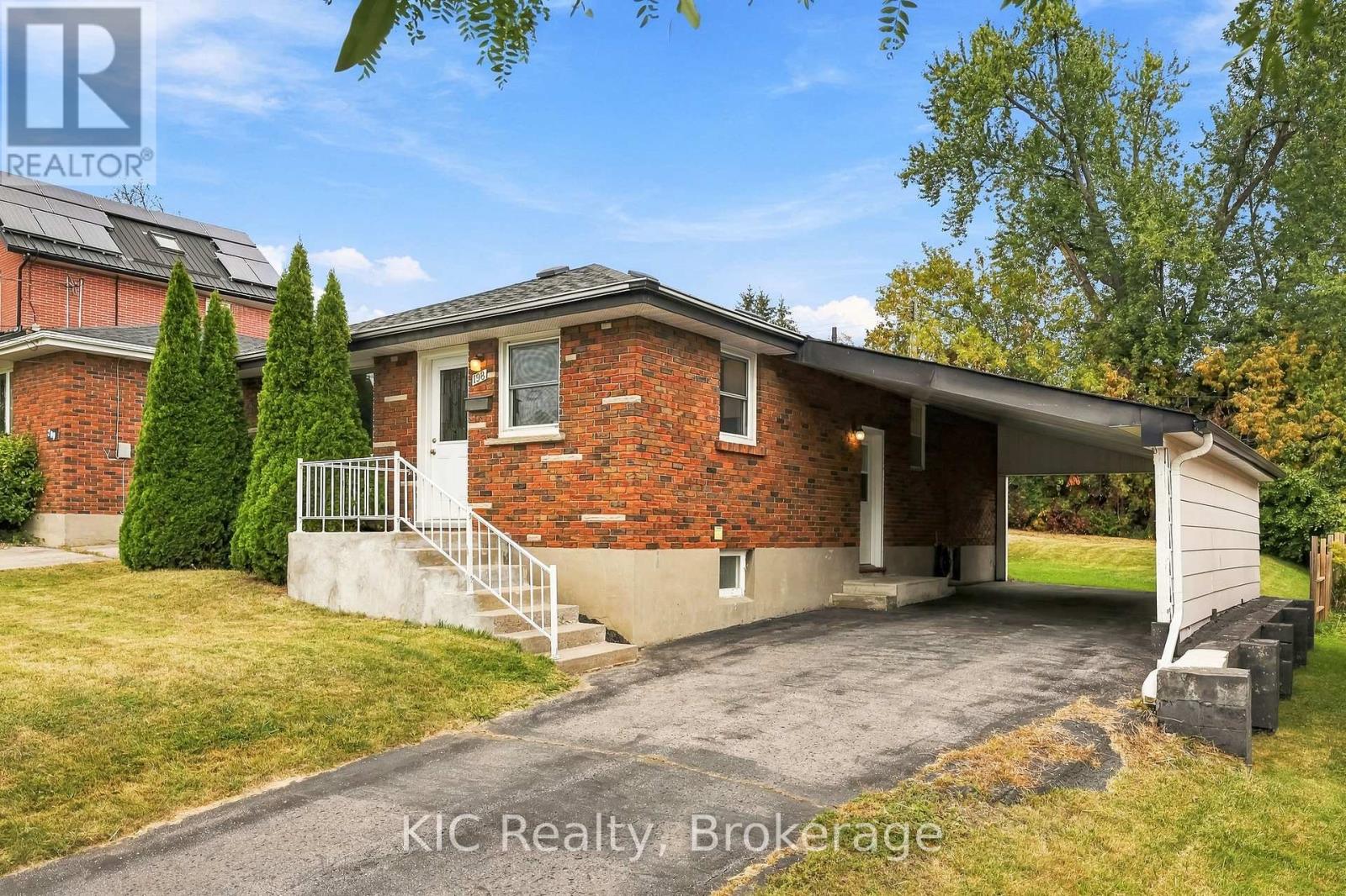 198 Mcclennan Street, Peterborough (Northcrest Ward 5), Ontario  K9H 5H7 - Photo 3 - X13845548