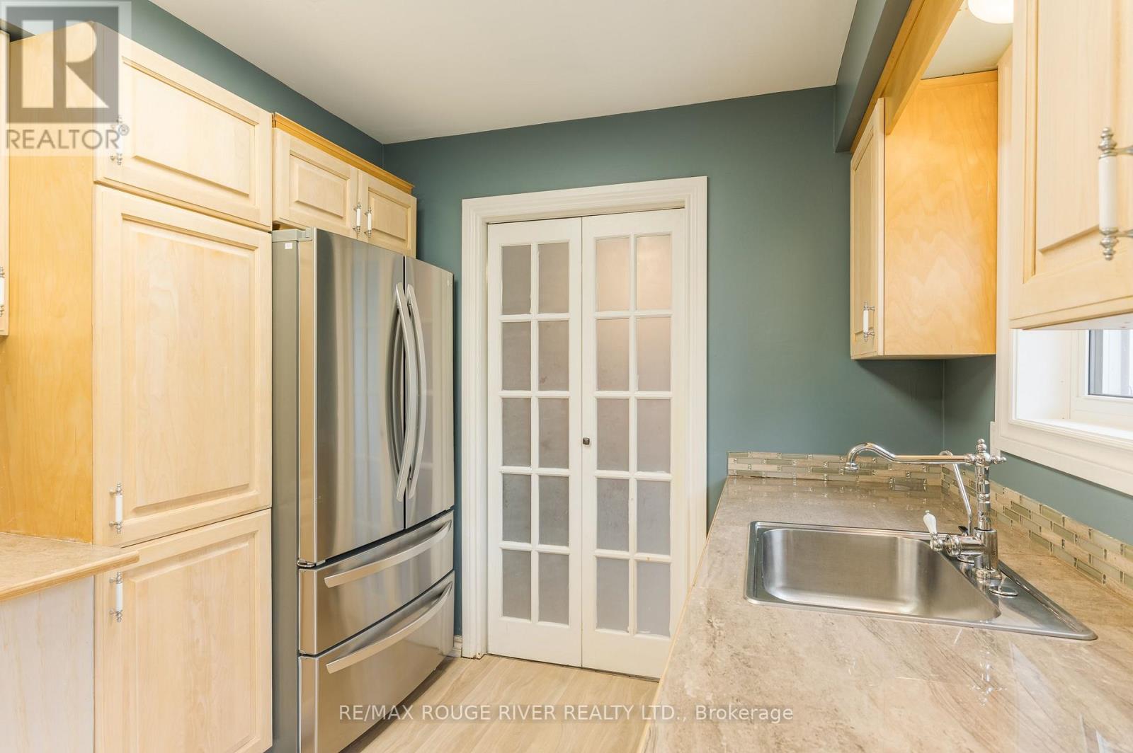 244 Ridgewood Road, Peterborough (Monaghan Ward 2), Ontario  K9J 8A3 - Photo 10 - X13846422