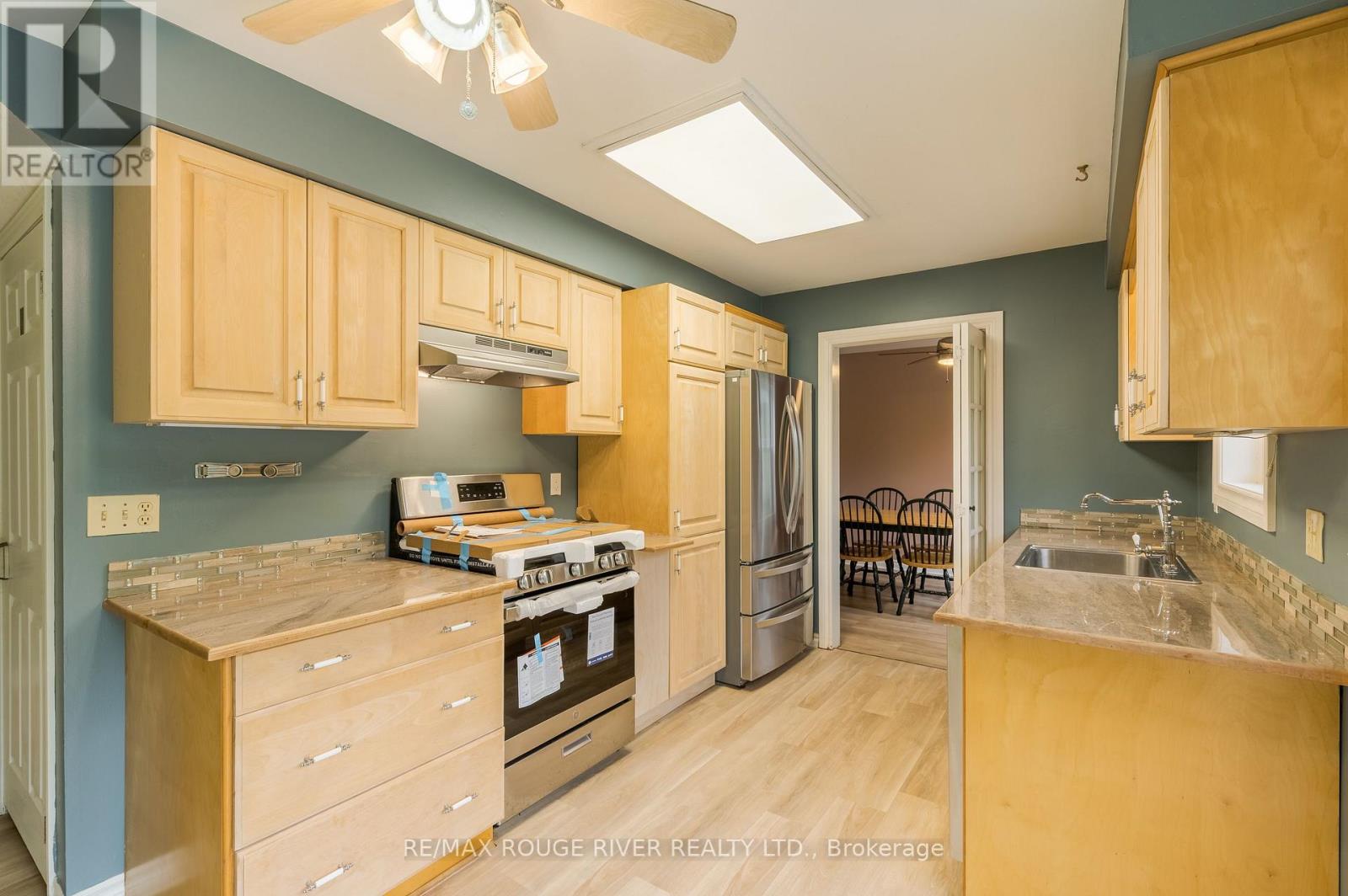 244 Ridgewood Road, Peterborough (Monaghan Ward 2), Ontario  K9J 8A3 - Photo 8 - X13846422