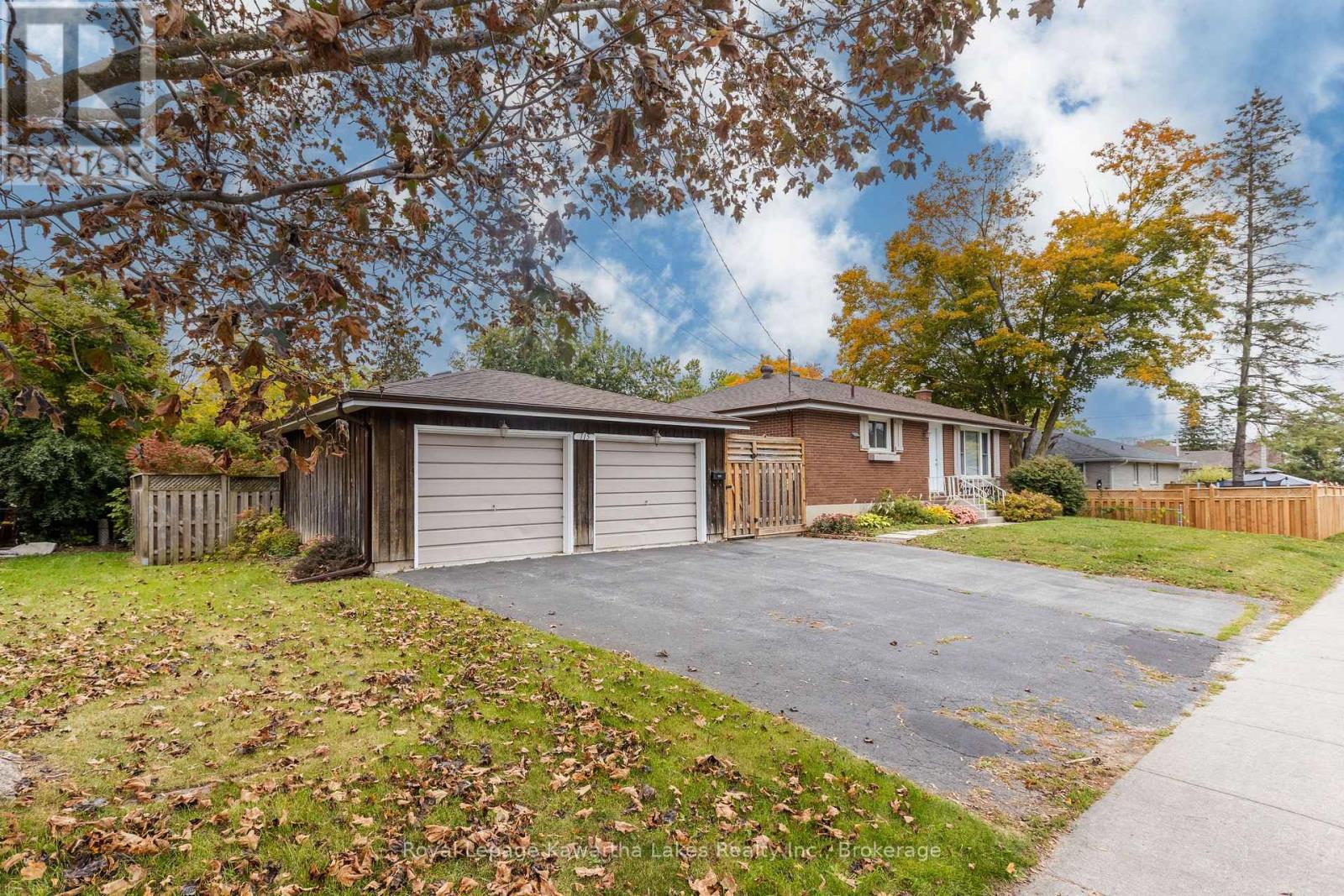 115 Victoria Avenue N, Kawartha Lakes (Lindsay), Ontario  K9V 4G9 - Photo 2 - X13846648