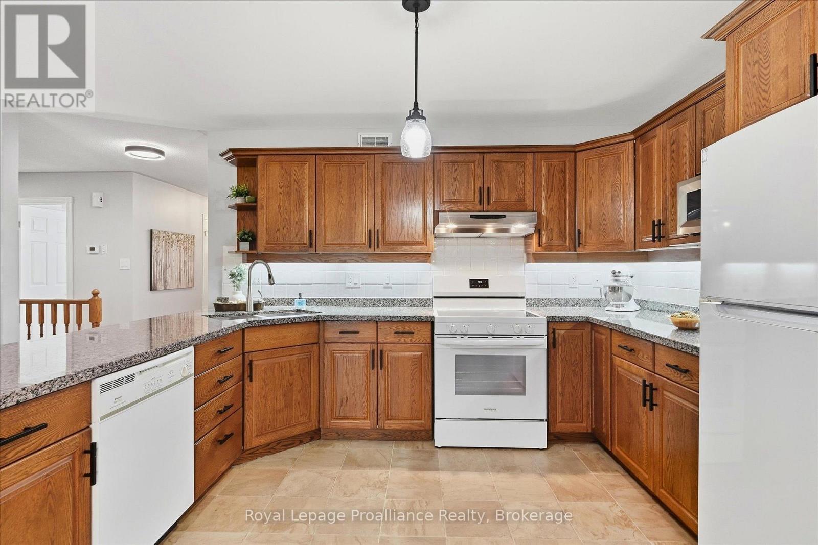 2979 Jennifer Drive, Peterborough (Northcrest Ward 5), Ontario  K9L 1Z9 - Photo 13 - X13847222
