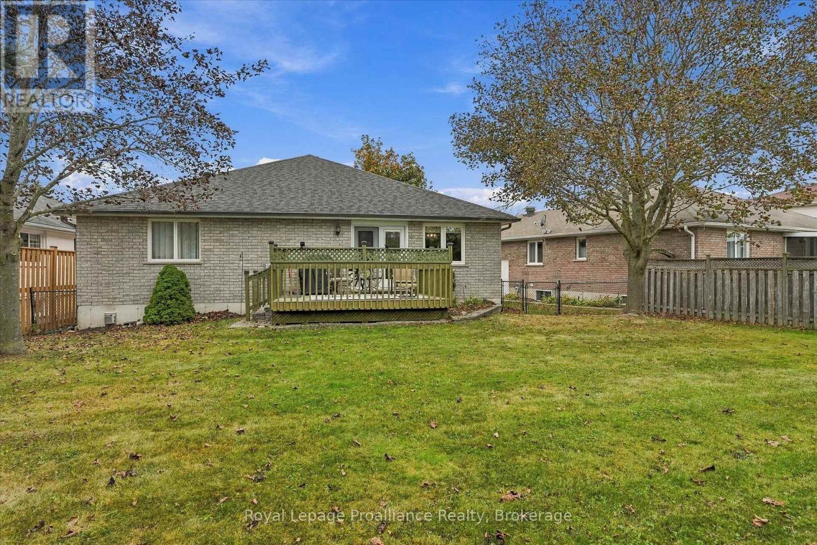 2979 Jennifer Drive, Peterborough (Northcrest Ward 5), Ontario  K9L 1Z9 - Photo 23 - X13847222