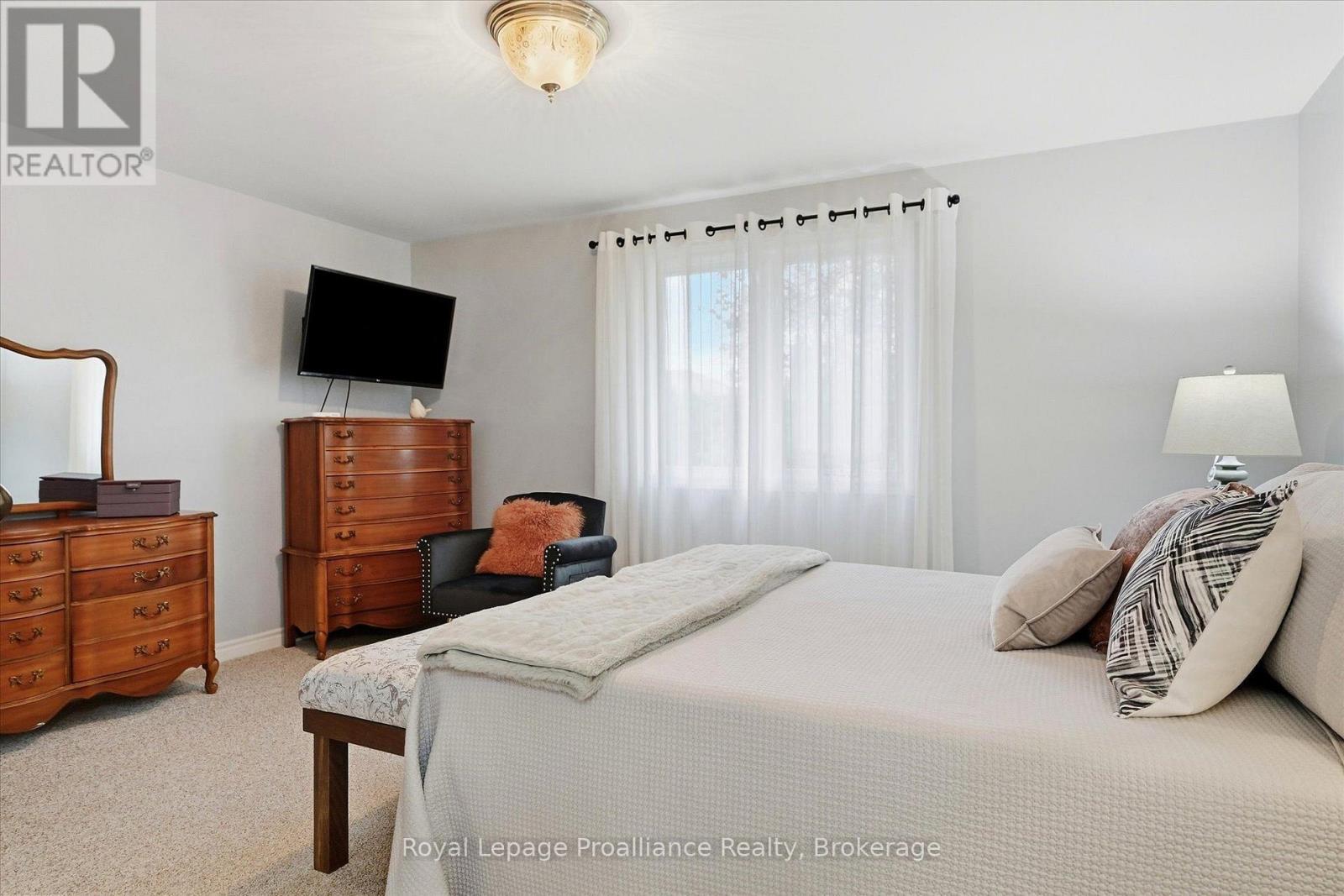 2979 Jennifer Drive, Peterborough (Northcrest Ward 5), Ontario  K9L 1Z9 - Photo 26 - X13847222