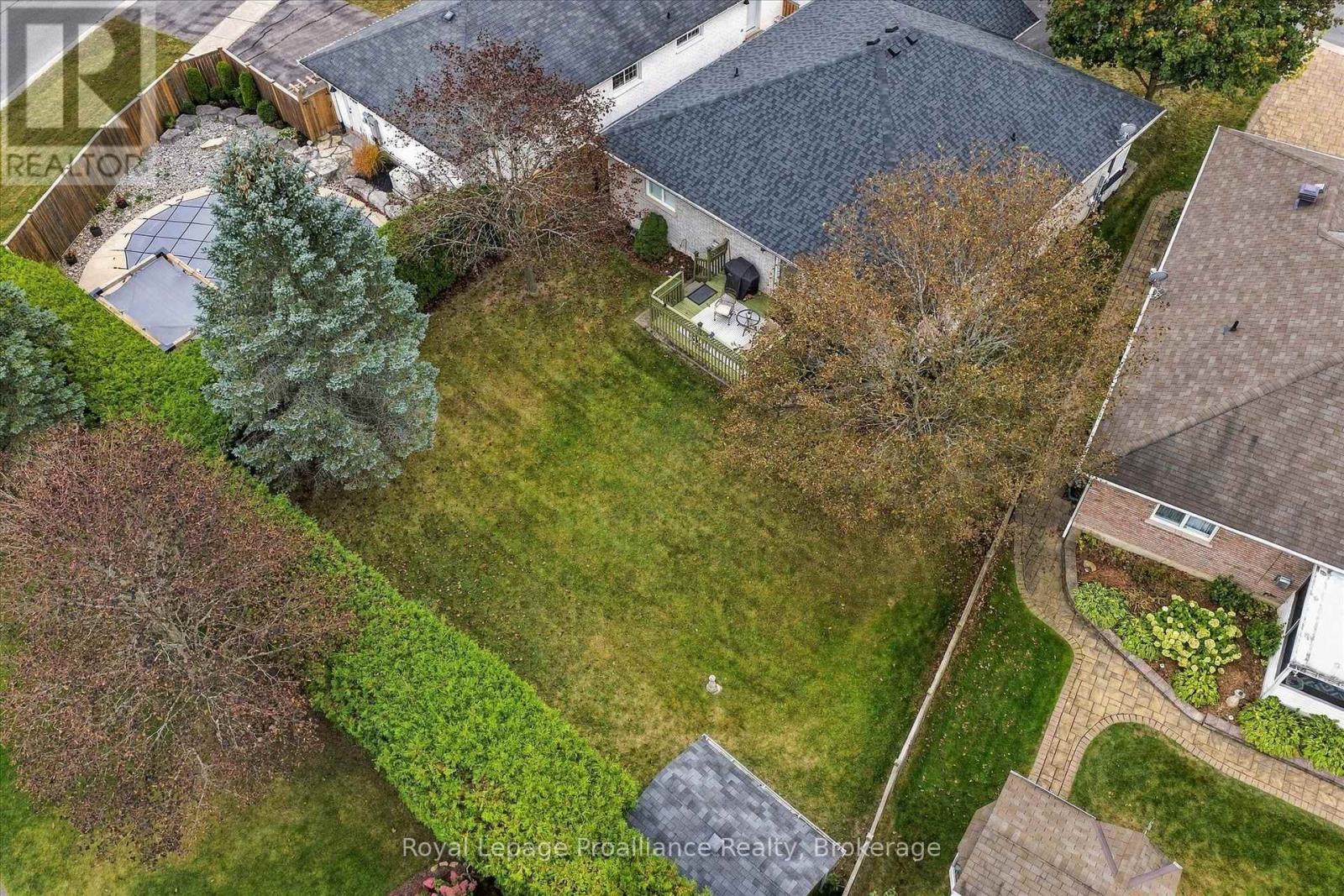 2979 Jennifer Drive, Peterborough (Northcrest Ward 5), Ontario  K9L 1Z9 - Photo 47 - X13847222