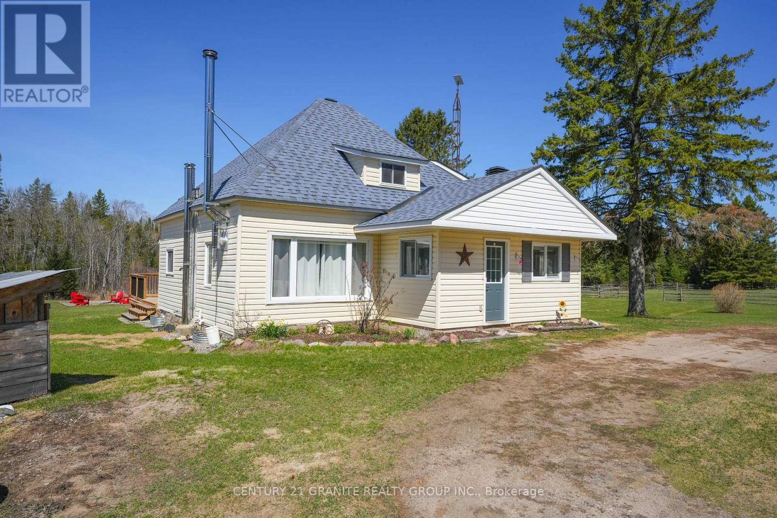 1367 Detlor Road, Bancroft (Dungannon Ward), Ontario  K0L 2L0 - Photo 2 - X13847224