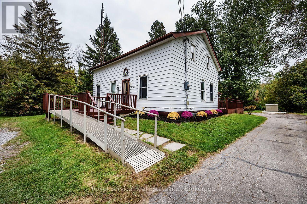 4045 Highway 2, Clarington, Ontario  L1B 0R4 - Photo 2 - E13847998