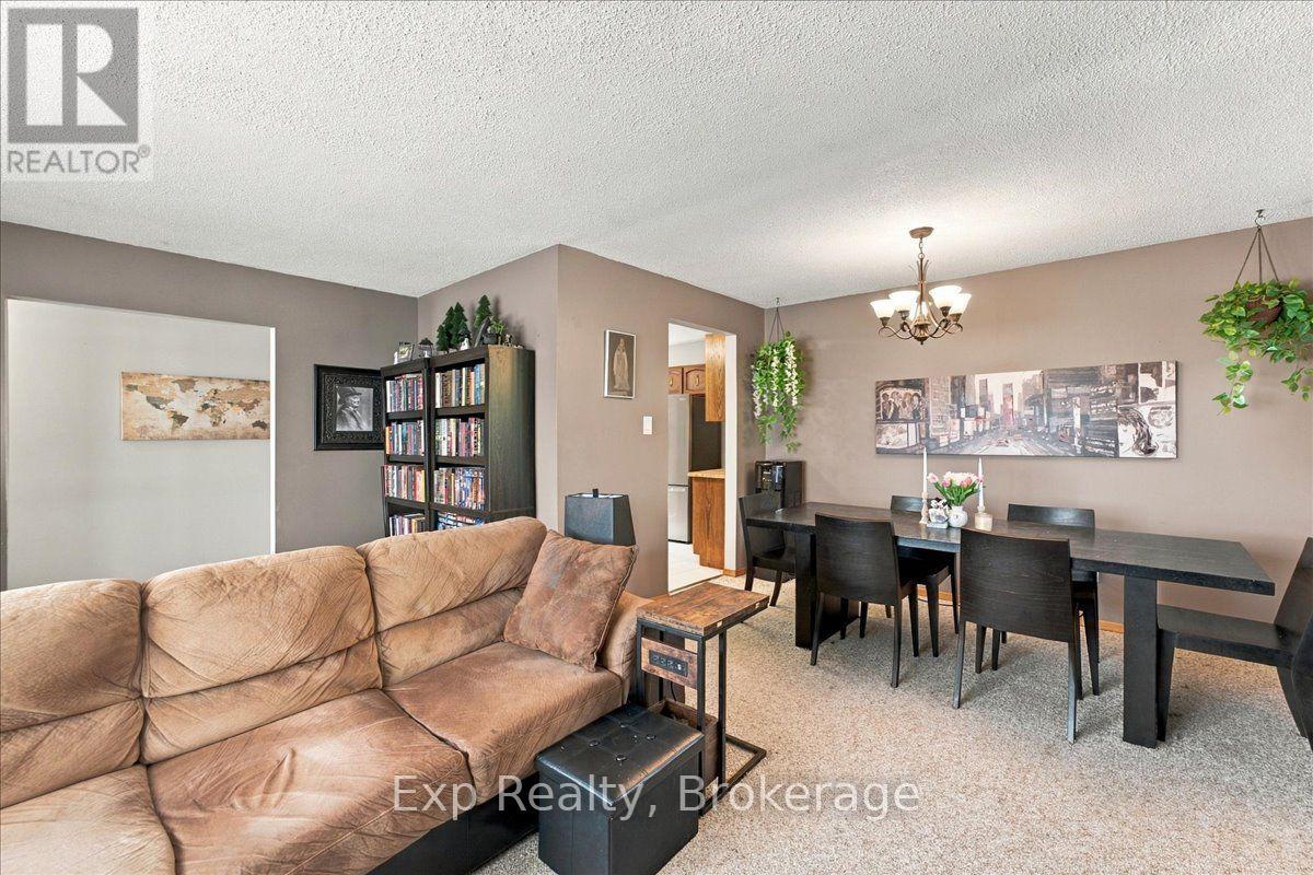804 Sherbrooke Street, Peterborough (Monaghan Ward 2), Ontario  K9J 2R1 - Photo 11 - X13848170