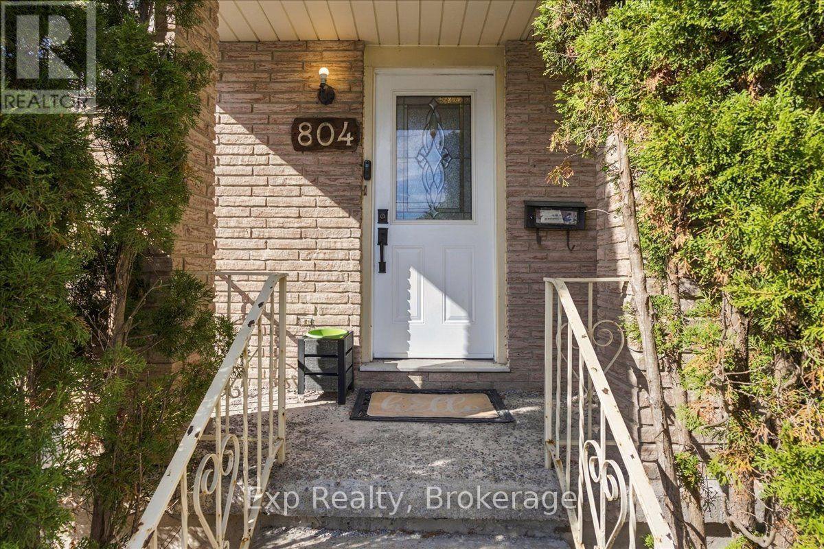 804 Sherbrooke Street, Peterborough (Monaghan Ward 2), Ontario  K9J 2R1 - Photo 4 - X13848170