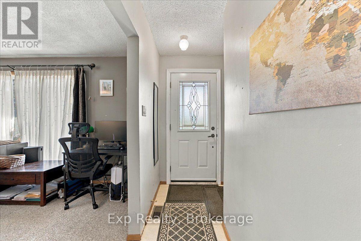 804 Sherbrooke Street, Peterborough (Monaghan Ward 2), Ontario  K9J 2R1 - Photo 5 - X13848170
