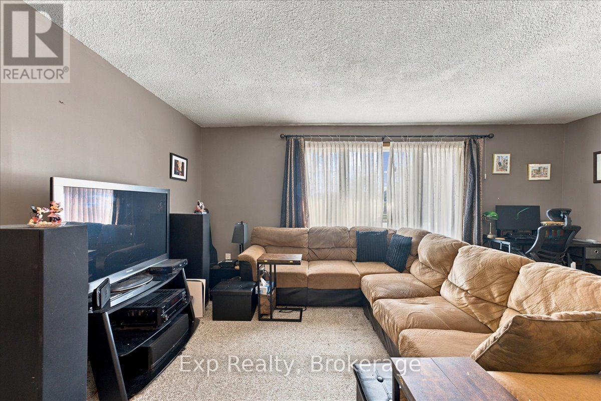 804 Sherbrooke Street, Peterborough (Monaghan Ward 2), Ontario  K9J 2R1 - Photo 9 - X13848170