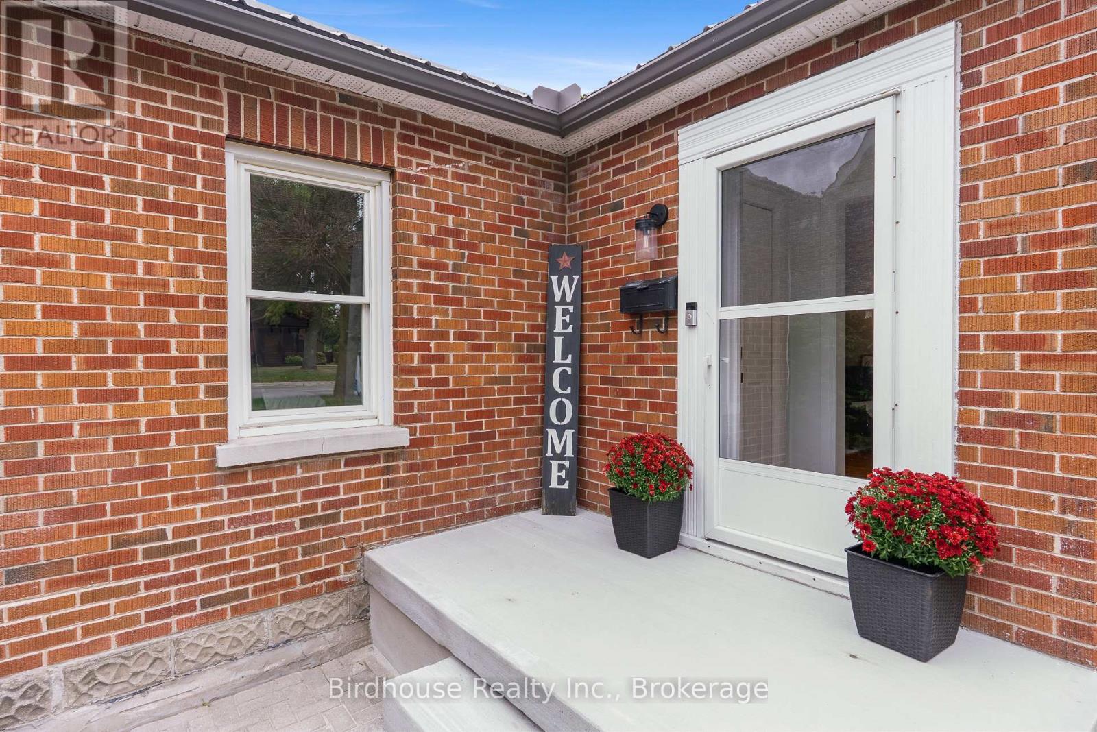 14 Angeline Street S, Kawartha Lakes (Lindsay), Ontario  K9V 3K8 - Photo 5 - X13848468