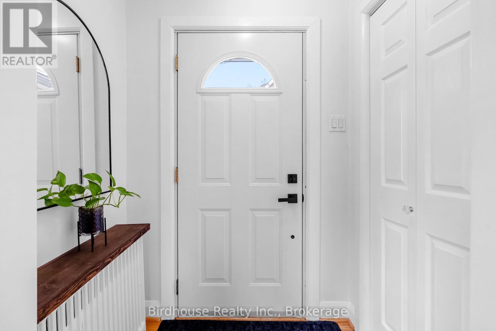 14 Angeline Street S, Kawartha Lakes (Lindsay), Ontario  K9V 3K8 - Photo 6 - X13848468