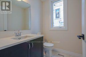 235 O Neil Street, Peterborough (Monaghan Ward 2), Ontario  K9K 0H8 - Photo 4 - X13849160