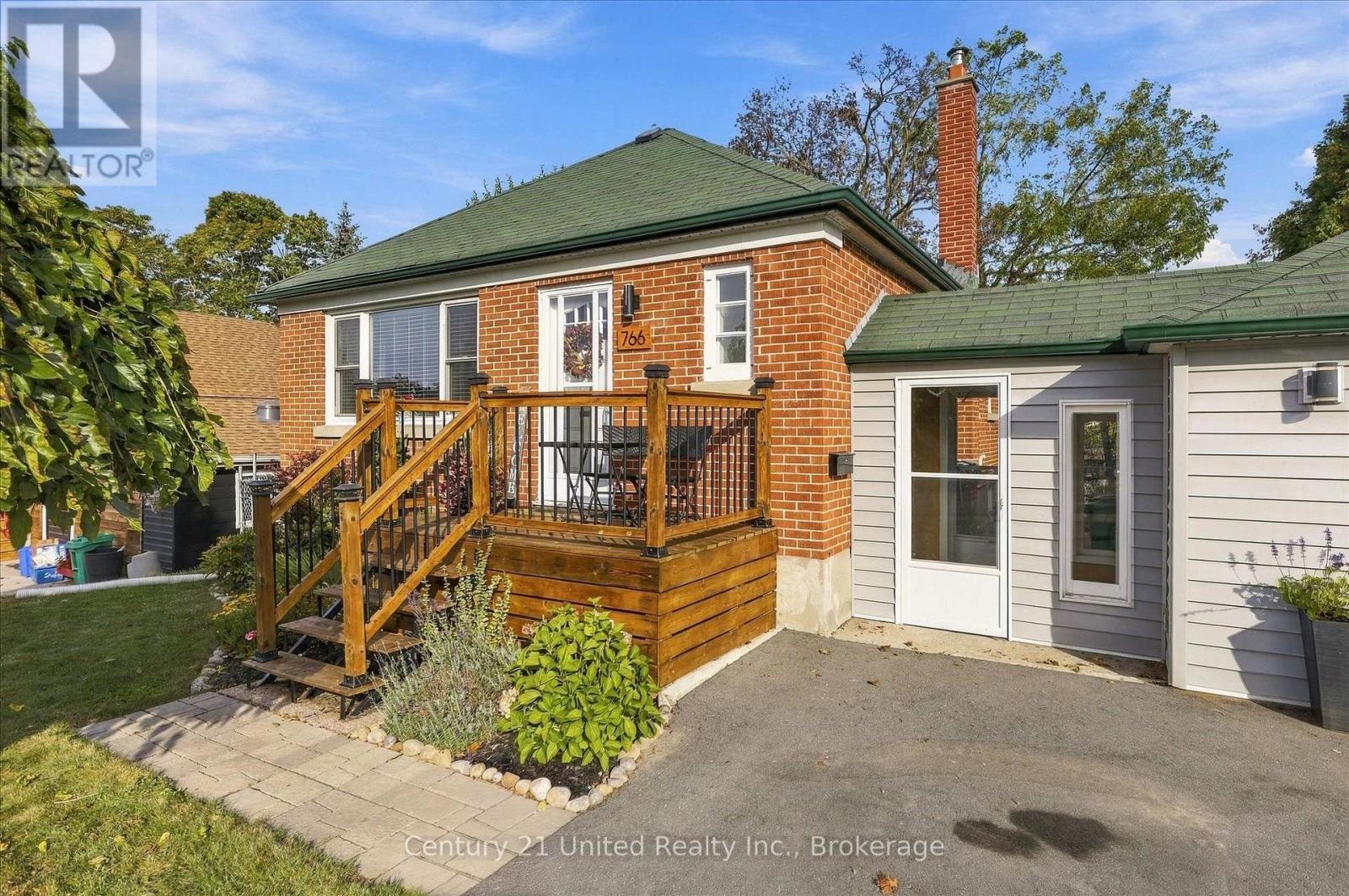 766 Devon Avenue, Peterborough (Otonabee Ward 1), Ontario  K9J 4P2 - Photo 3 - X13850920
