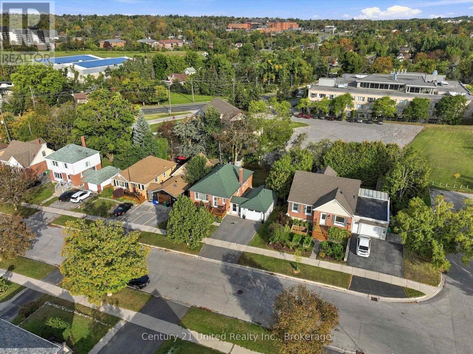 766 Devon Avenue, Peterborough (Otonabee Ward 1), Ontario  K9J 4P2 - Photo 36 - X13850920