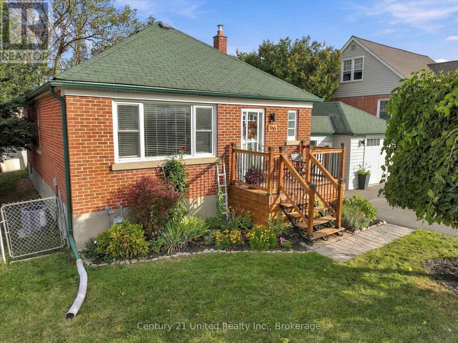 766 Devon Avenue, Peterborough (Otonabee Ward 1), Ontario  K9J 4P2 - Photo 38 - X13850920