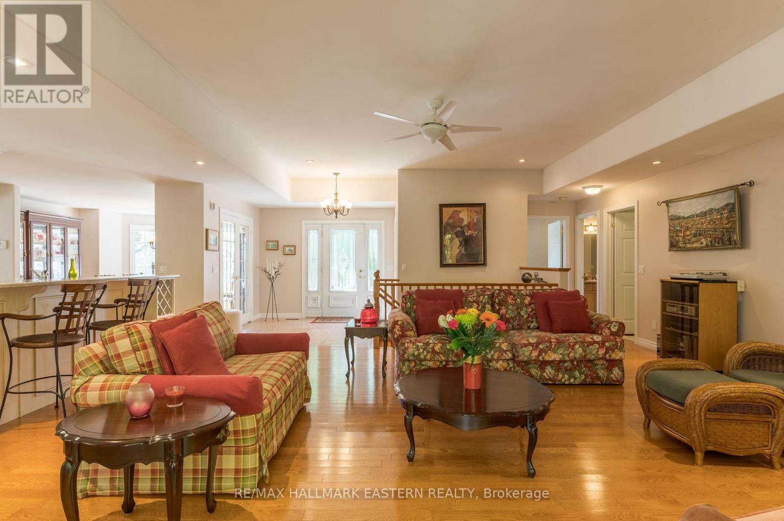 27 Woodland Trail, Kawartha Lakes (Manvers), Ontario  K0L 1A0 - Photo 15 - X13852050
