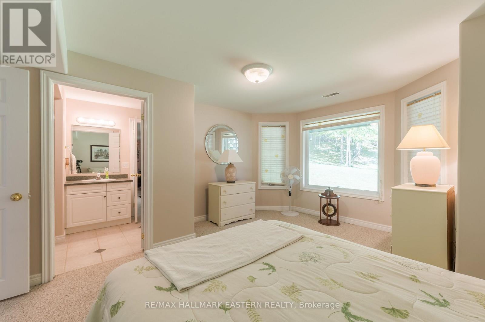 27 Woodland Trail, Kawartha Lakes (Manvers), Ontario  K0L 1A0 - Photo 33 - X13852050
