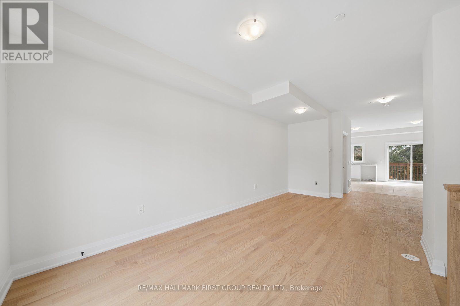 11 Marret Lane, Clarington (Newcastle), Ontario  L1B 0X2 - Photo 3 - E13852466