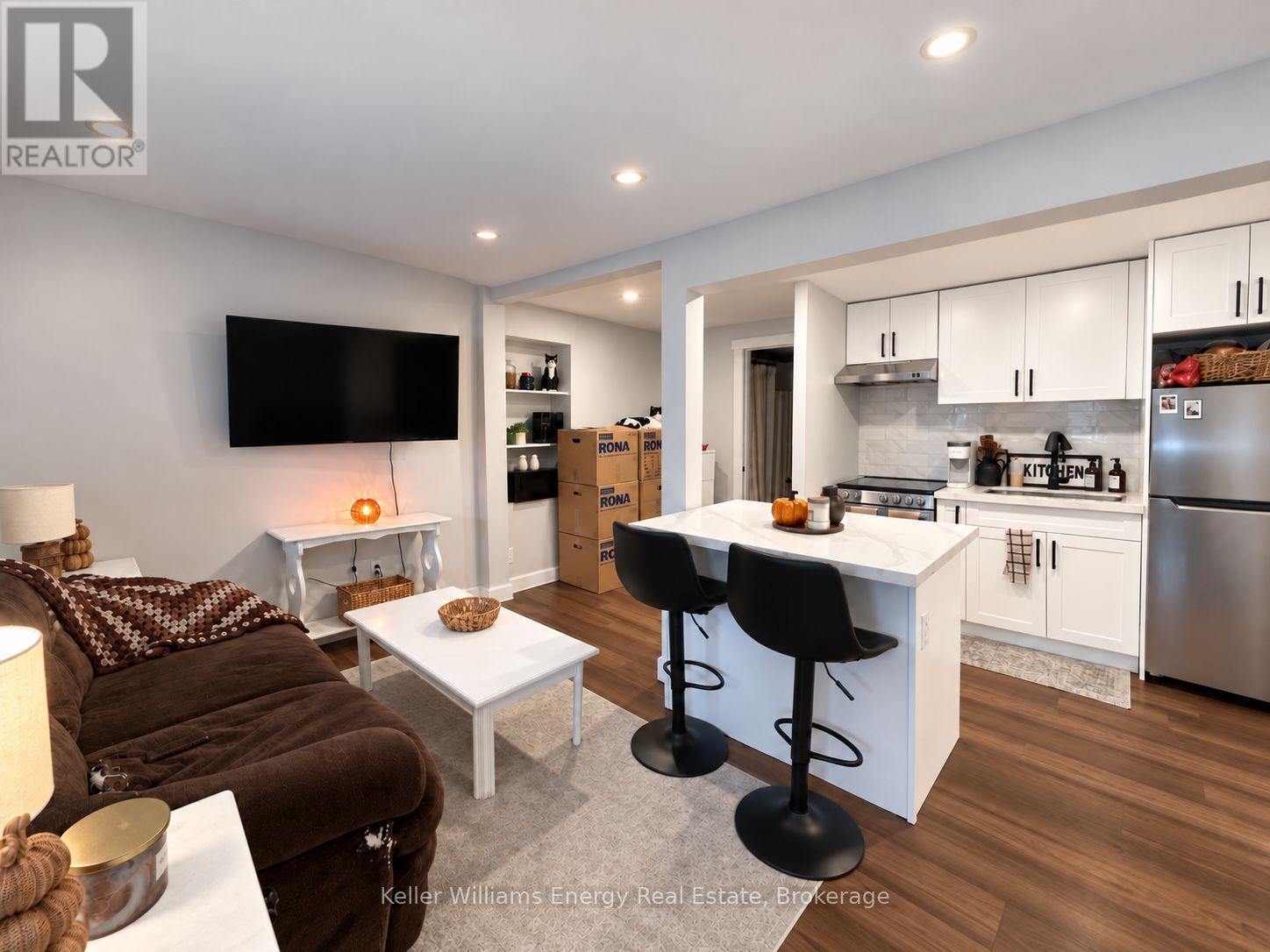 3 - 5 Crandall Street, Kawartha Lakes (Lindsay), Ontario  K9V 1R9 - Photo 6 - X13852942