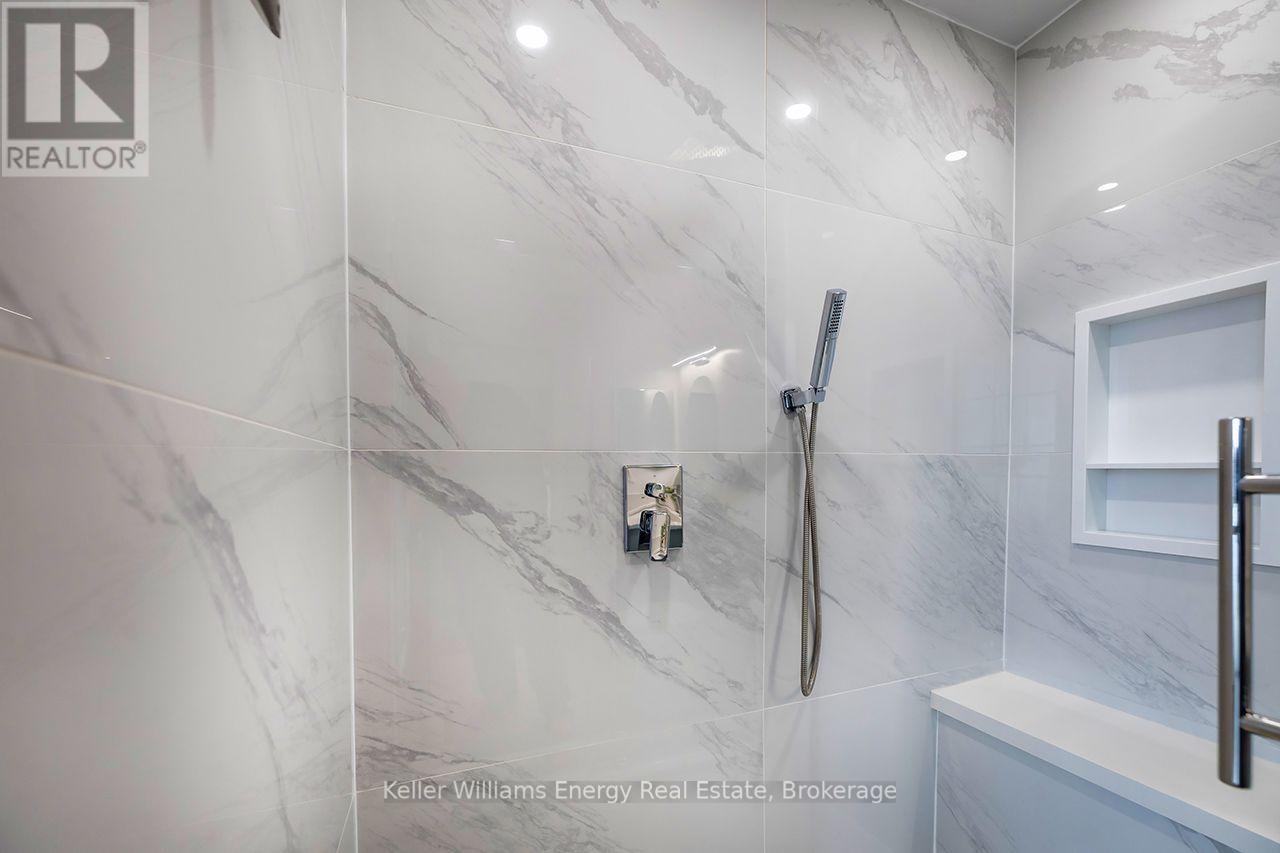 212 Wilmot Trail, Clarington (Bowmanville), Ontario  L1B 1B2 - Photo 19 - E13853862