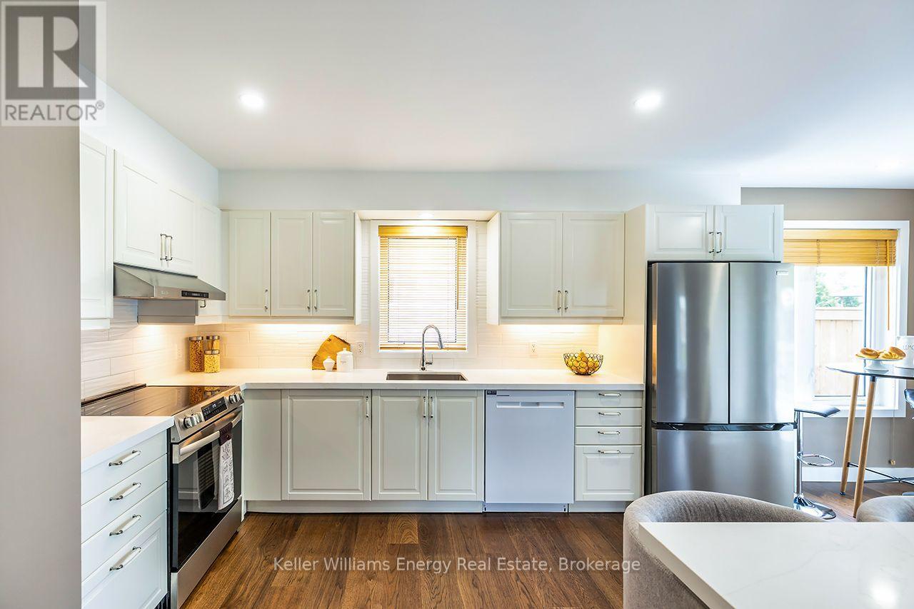 212 Wilmot Trail, Clarington (Bowmanville), Ontario  L1B 1B2 - Photo 6 - E13853862