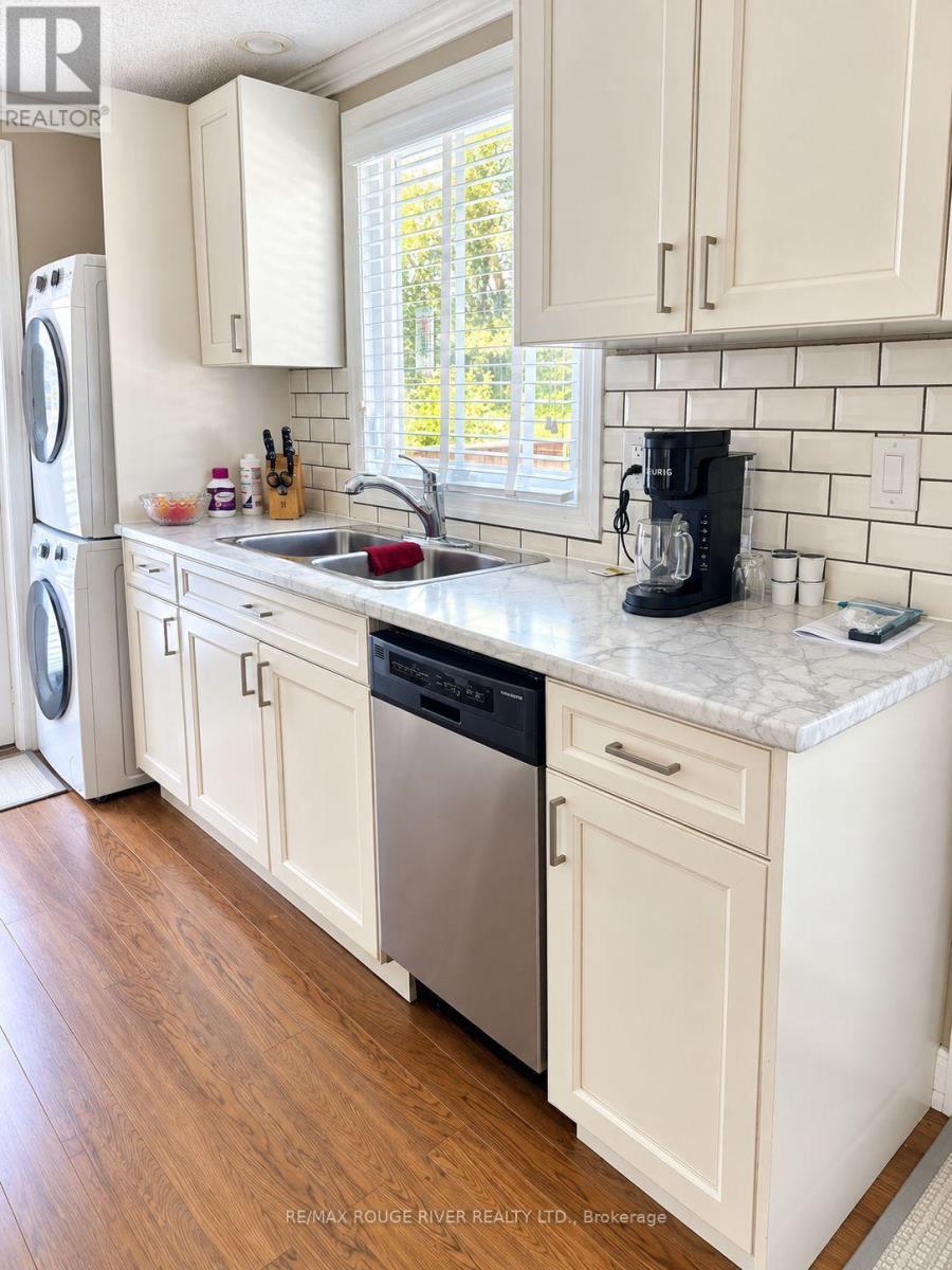 154 Wilmot Trail, Clarington (Bowmanville), Ontario  L1B 1B9 - Photo 10 - E13854036