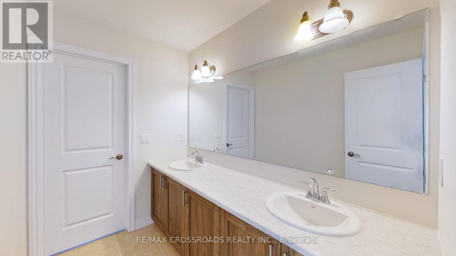 620 Lemay Grove, Peterborough (Monaghan Ward 2), Ontario  K9K 0H7 - Photo 37 - X13854028