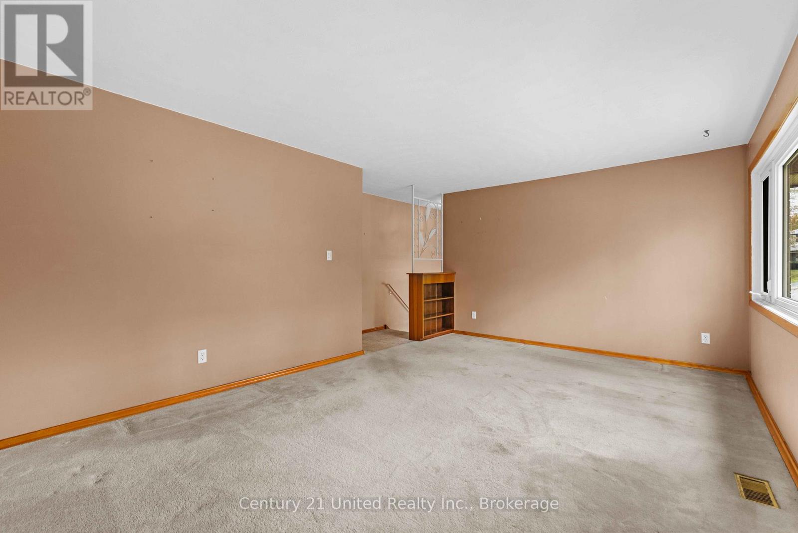 1175 Edmison Drive, Peterborough (Northcrest Ward 5), Ontario  K9H 6V2 - Photo 15 - X13854456