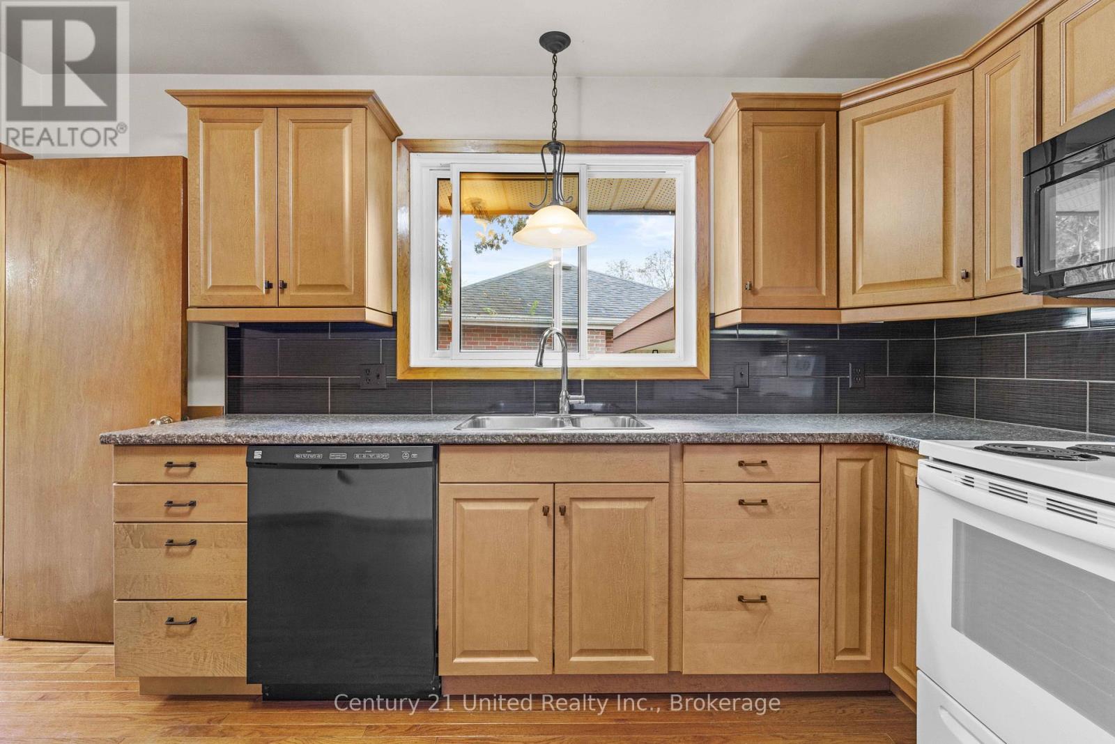 1175 Edmison Drive, Peterborough (Northcrest Ward 5), Ontario  K9H 6V2 - Photo 7 - X13854456