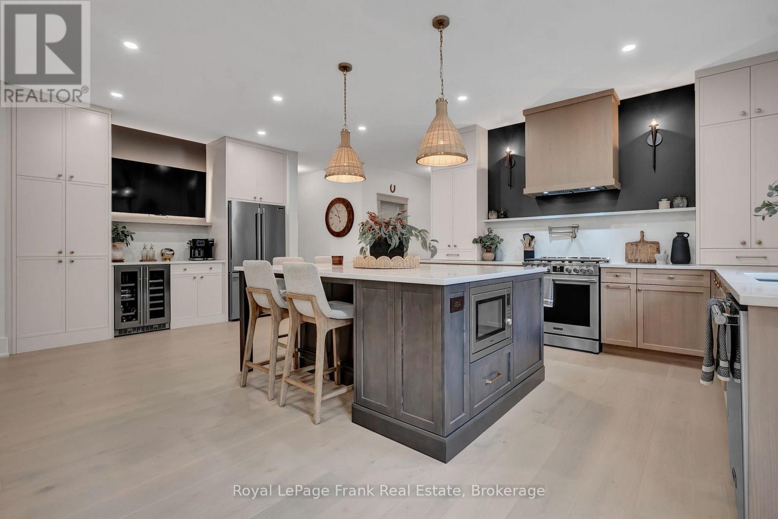 663 Ford Crescent, Cavan Monaghan (Cavan Twp), Ontario  L0A 1C0 - Photo 6 - X13855106