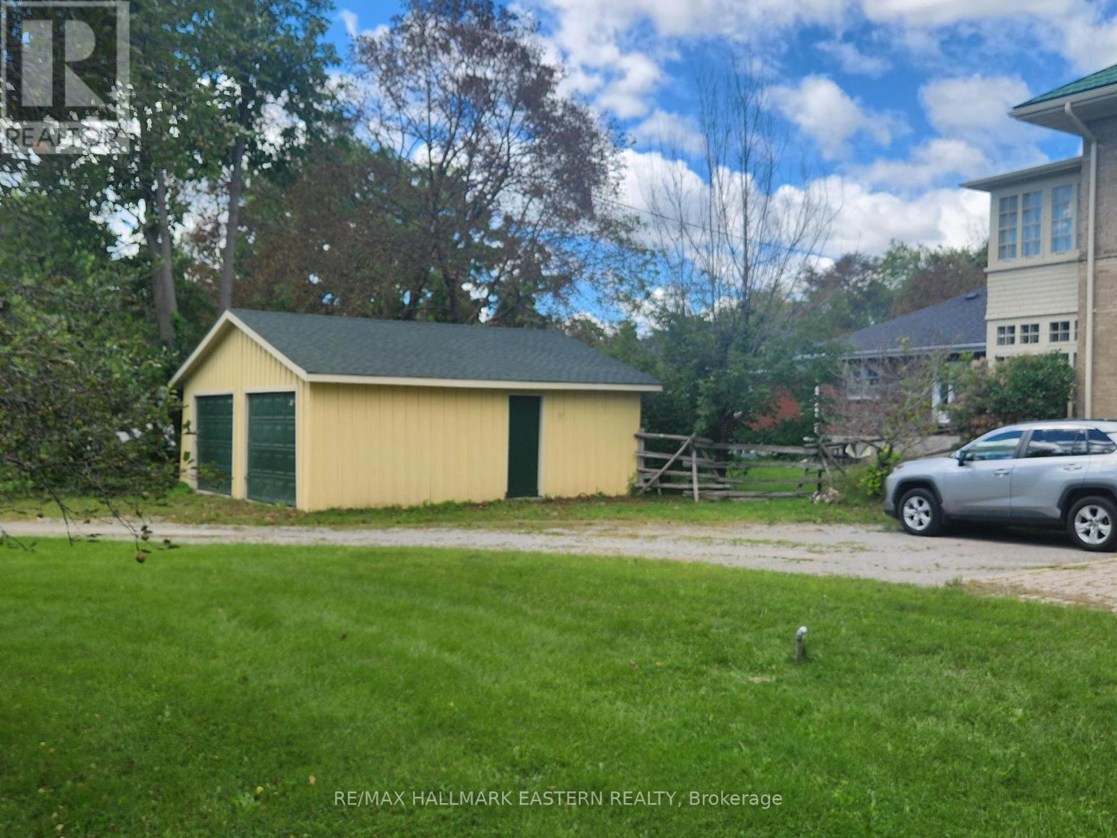813 Water Street, Peterborough (Northcrest Ward 5), Ontario  K9H 3N7 - Photo 4 - X13855358