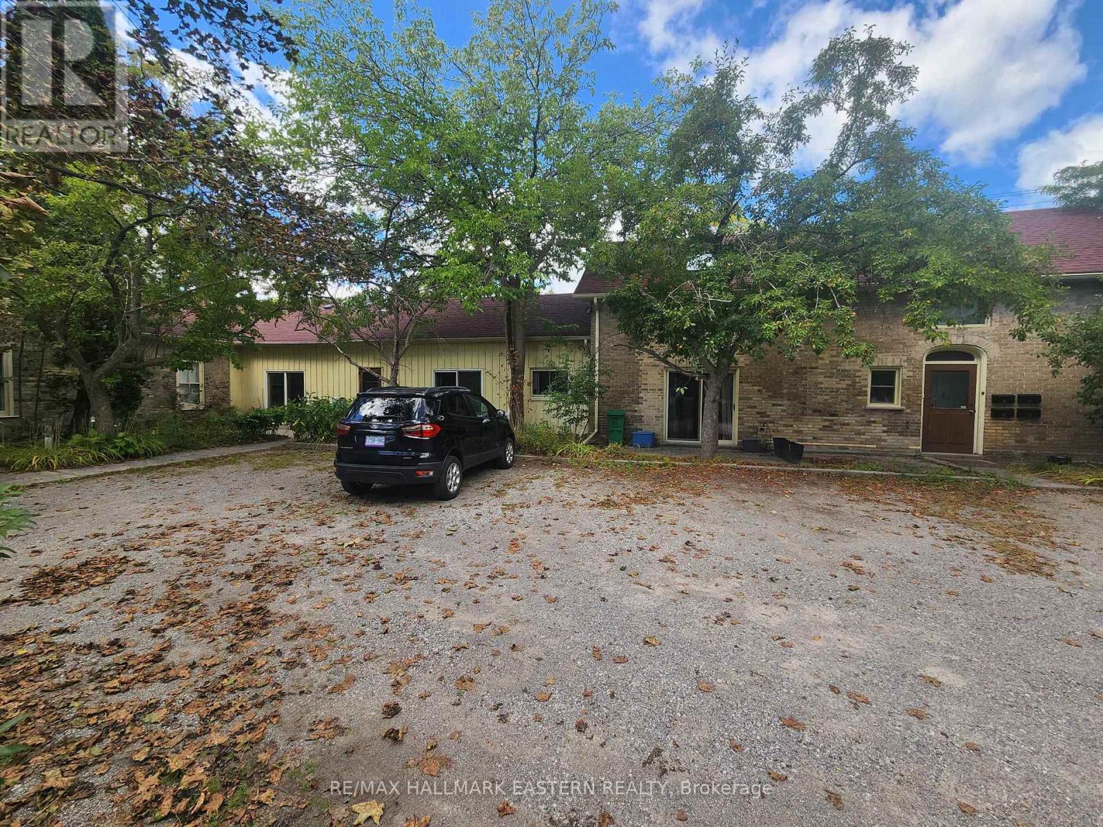 11 ARGYLE STREET, peterborough (northcrest ward 5), Ontario