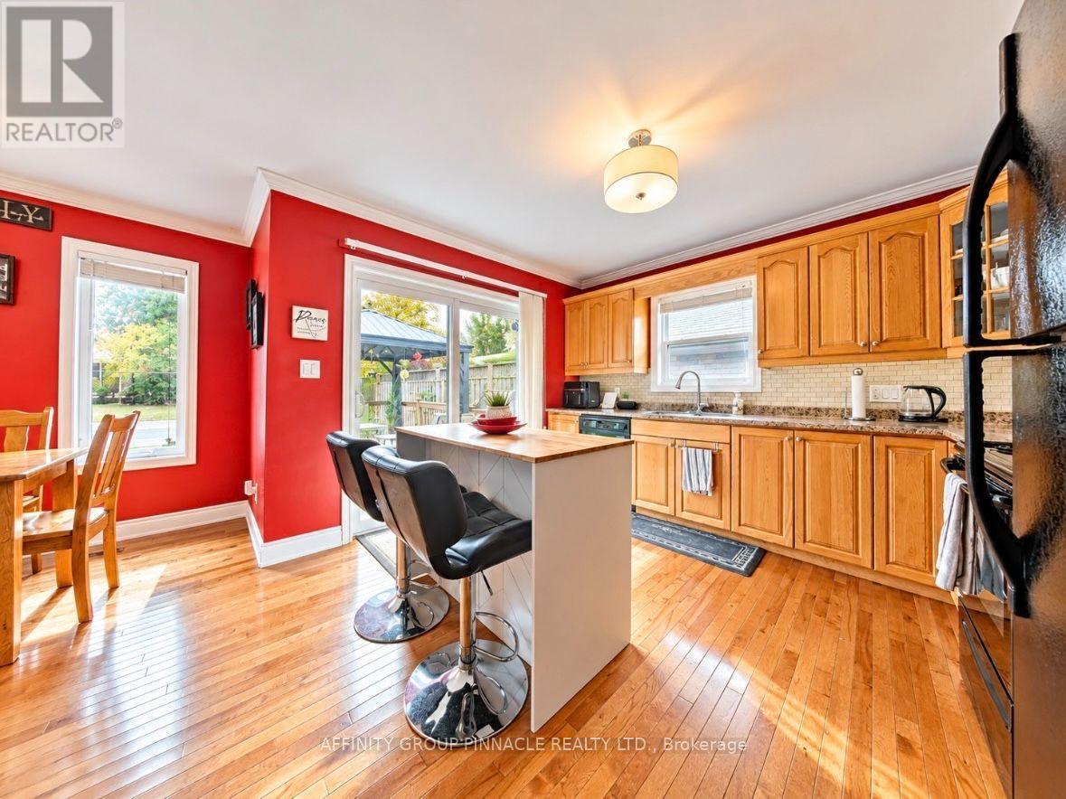 5 Denfield Road, Kawartha Lakes (Lindsay), Ontario  K9V 0B4 - Photo 11 - X13855638