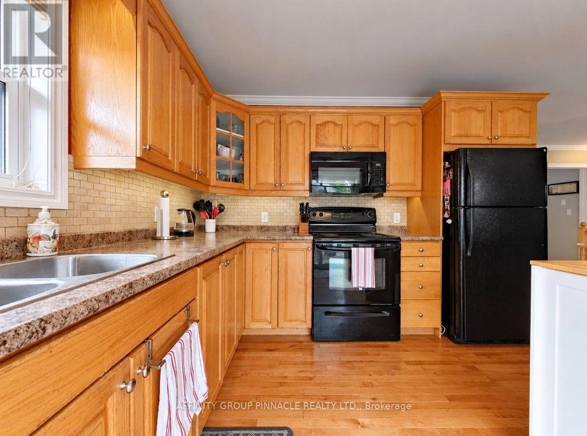 5 Denfield Road, Kawartha Lakes (Lindsay), Ontario  K9V 0B4 - Photo 14 - X13855638